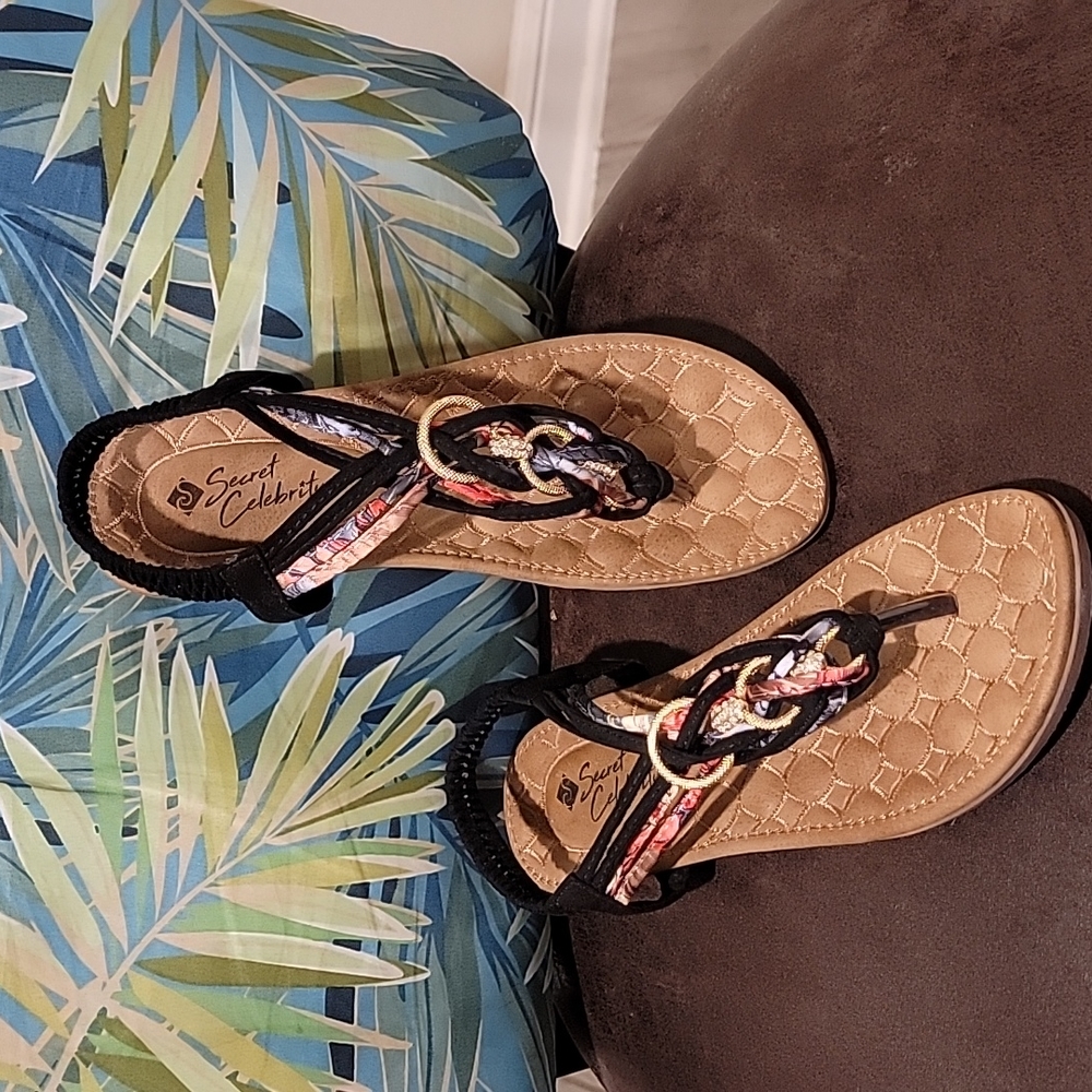 Secret Celebrity thong sandal